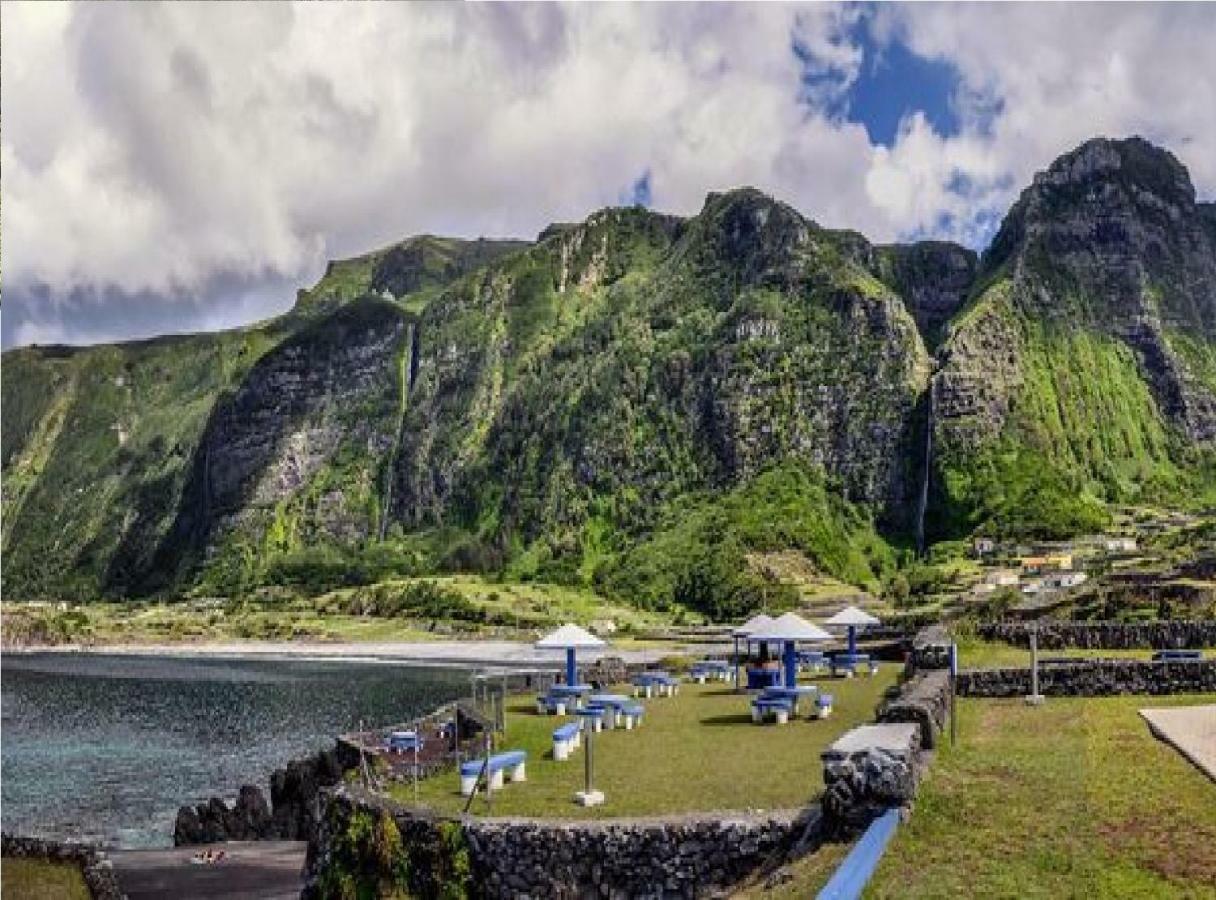 Dona Julia Hotel Santa Cruz das Flores Eksteriør billede